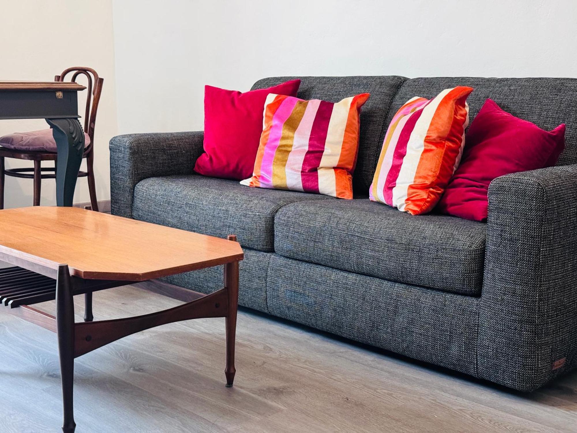 Comecasa Near Piazza Vittorio 2 Bedrooms Turin Luaran gambar